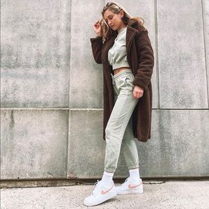 Aritzia Cozy Boyfriend Matching Set- Sweatpants & Sweatshirt